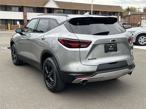 Used 2023 Chevrolet Blazer LT w/ Midnight/Sport Edition image 37