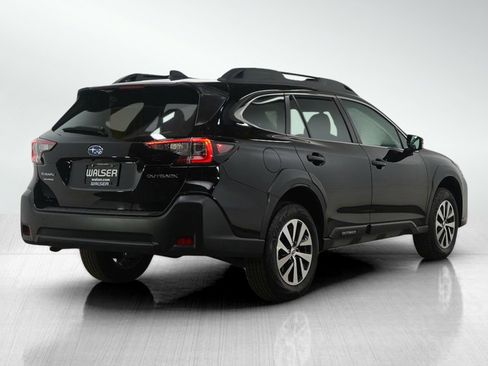Used 2024 Subaru Outback Premium image 5