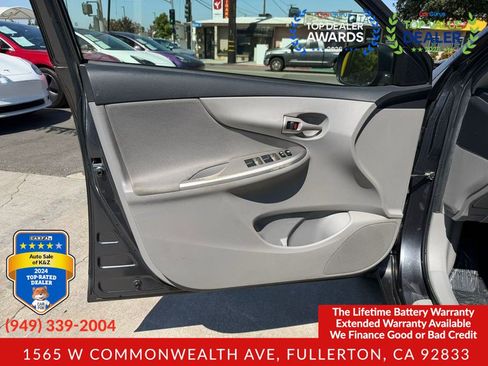 Used 2012 Toyota Corolla LE FWD image 24