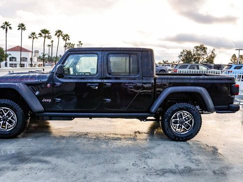 New 2026 Jeep Gladiator Rubicon image 13
