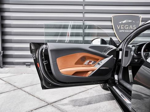 Used 2022 Audi R8 V10 image 28