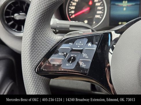 Used 2025 Mercedes-Benz Sprinter 2500 image 28