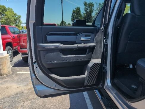 Used 2022 RAM 2500 Power Wagon w/ Level 1 Equipment Group AWD/4WD image 9