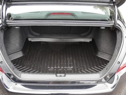 Used 2021 Honda Civic EX image 38