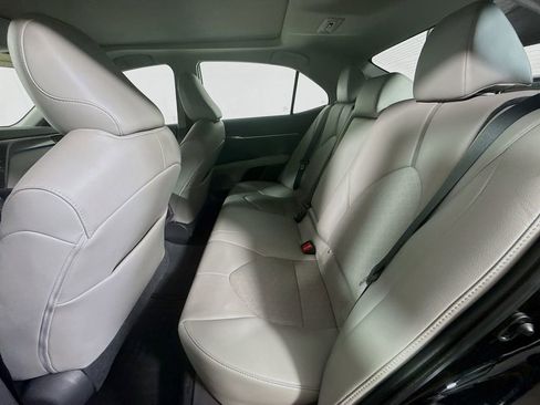 Certified 2020 Toyota Camry XSE FWD image 25