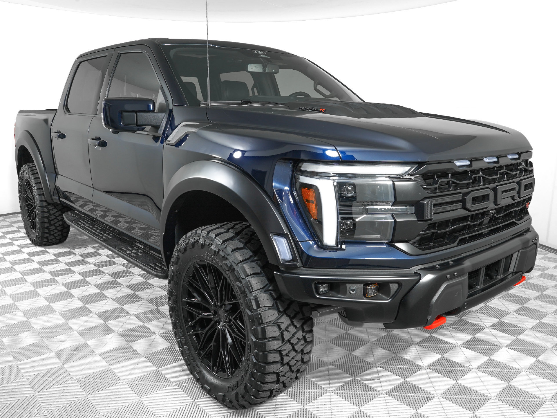 Used 2026 Ford F150 Raptor w/ Equipment Group 803A Raptor R AWD/4WD image 3