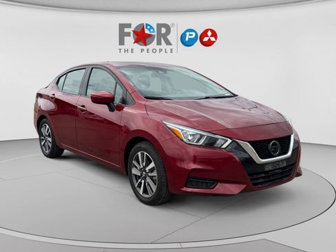 Used 2021 Nissan Versa SV FWD image 7