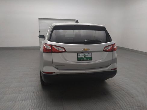 Used 2021 Chevrolet Equinox LS w/ LS Convenience Package image 6