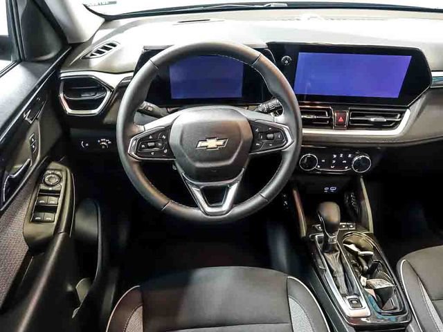 Certified 2024 Chevrolet TrailBlazer LT w/ LT Cold Weather Package FWD image 15