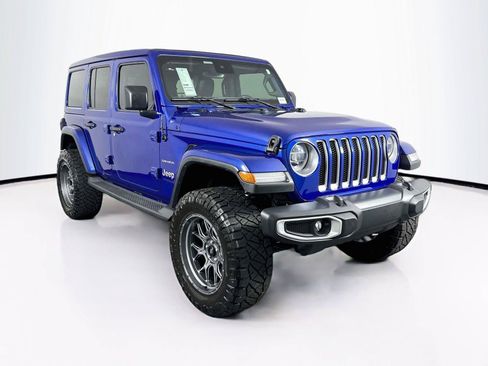 Used 2019 Jeep Wrangler Unlimited Sahara AWD/4WD image 10