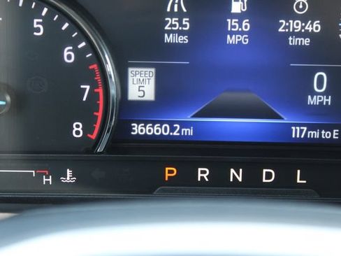 Used 2023 Ford Explorer XLT w/ Equipment Group 202A AWD/4WD image 32