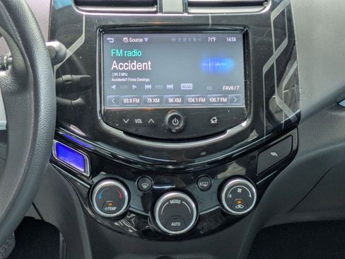 Used 2015 Chevrolet Spark LT FWD image 19