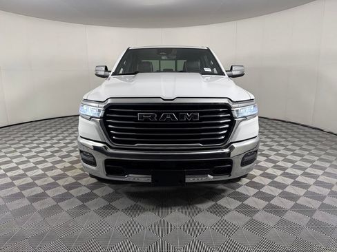 Used 2025 RAM 1500 Laramie AWD/4WD image 6
