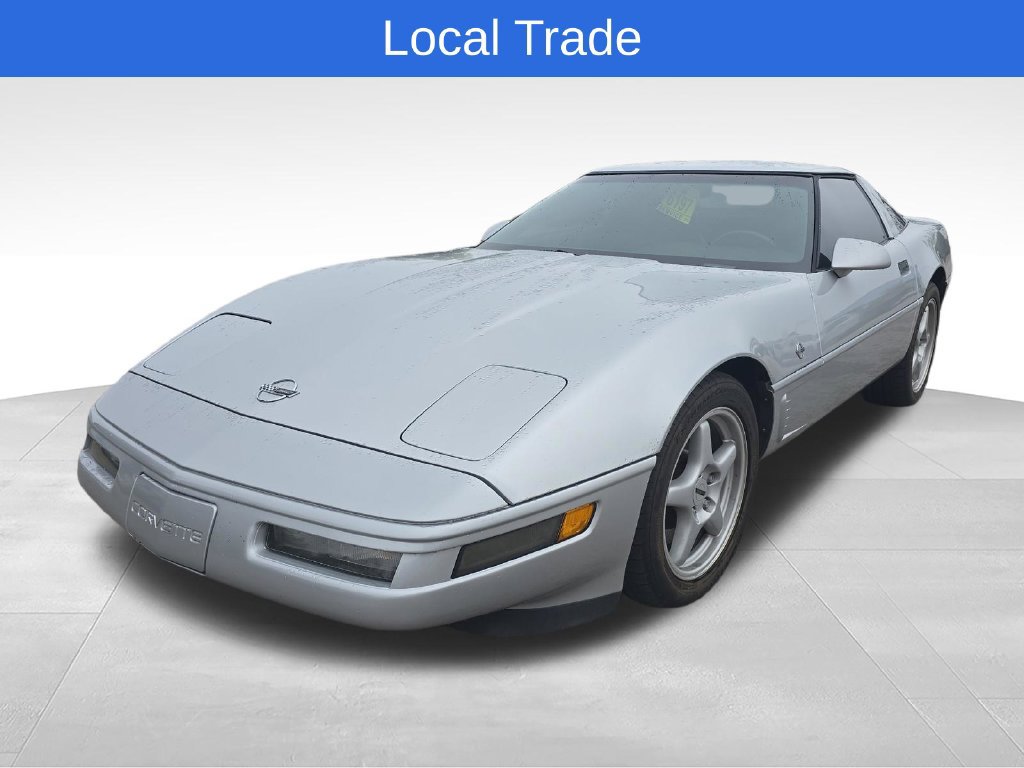 Used 1996 Chevrolet Corvette Coupe RWD image 4