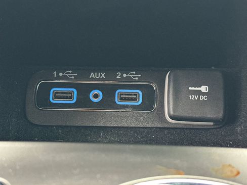 Used 2018 Jeep Grand Cherokee Limited image 31