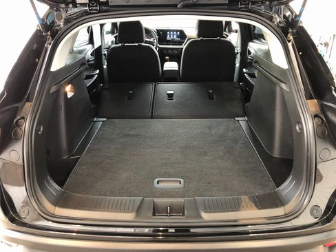 Certified 2024 Chevrolet Trax LS w/ LS Convenience Package image 9