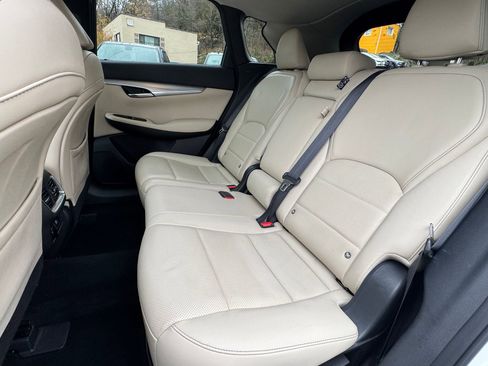 Used 2019 INFINITI QX50 Essential w/ Premium Heat Package image 15