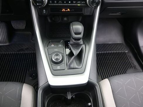 Used 2023 Toyota RAV4 XLE image 9