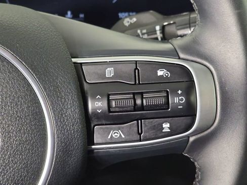Used 2025 Kia K5 EX image 33