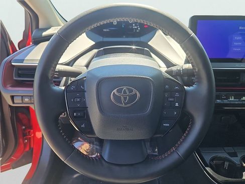 Used 2024 Toyota Prius Prime FWD image 28