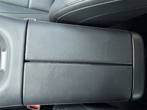 Used 2022 Mercedes-Benz GLE 350 w/ AMG Line Exterior image 37