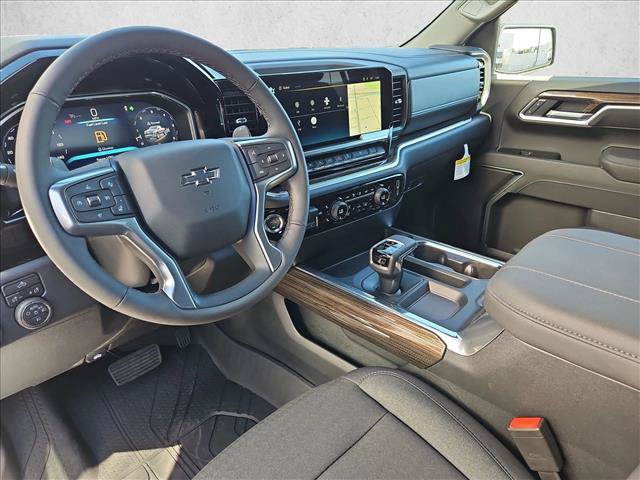 New 2026 Chevrolet Silverado 1500 RST w/ Dark Appearance Package AWD/4WD image 3