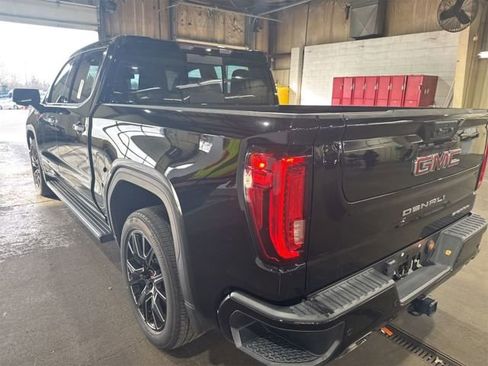 Used 2022 GMC Sierra 1500 Denali image 5