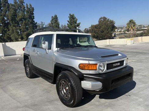 Used 2007 Toyota FJ Cruiser 4WD image 42