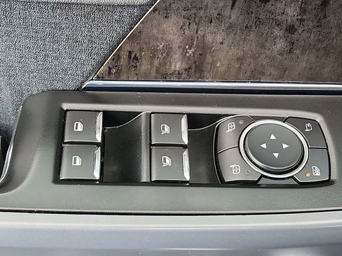 Used 2022 Ford F150 Lariat image 17