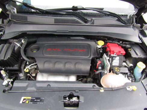 Used 2019 Jeep Compass Trailhawk image 25