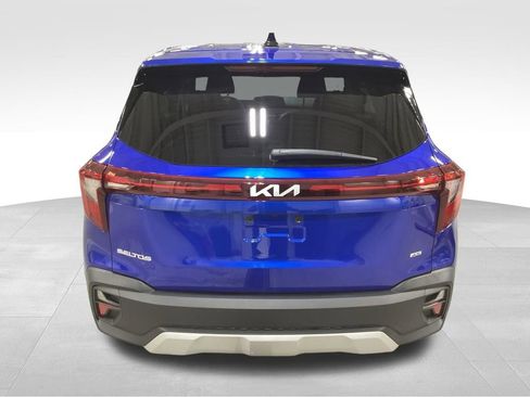 Certified 2024 Kia Seltos LX image 7