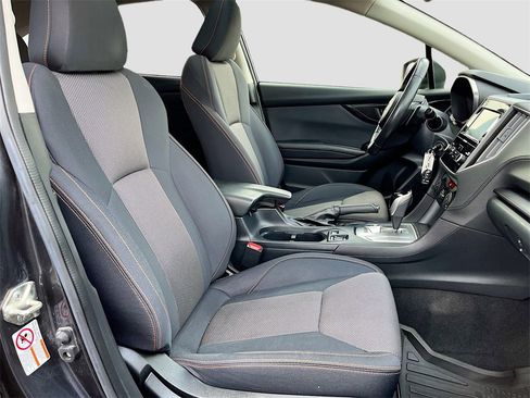 Used 2018 Subaru Crosstrek 2.0i Premium w/ Moonroof Package image 26