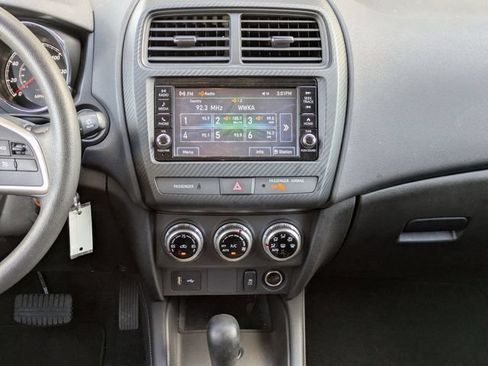 Used 2025 Mitsubishi Outlander Sport AWD image 18