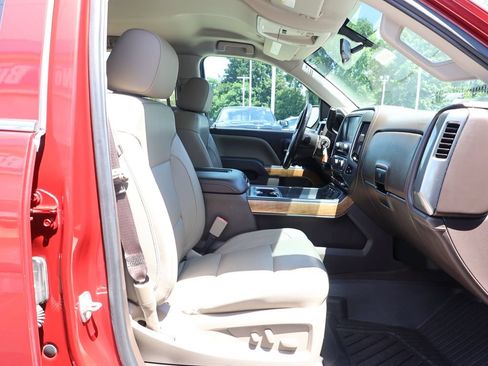 Used 2018 Chevrolet Silverado 1500 LTZ w/ Sport Package AWD/4WD image 36
