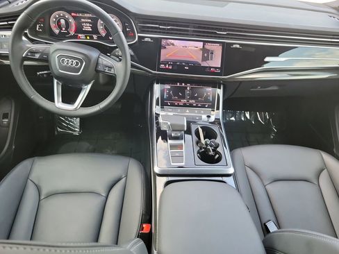 Used 2025 Audi Q7 3.0T Premium Plus AWD/4WD image 9
