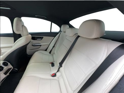 Used 2023 Mercedes-Benz C 300 Sedan image 24