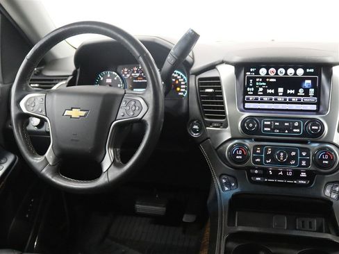 Used 2017 Chevrolet Tahoe Premier AWD/4WD image 25