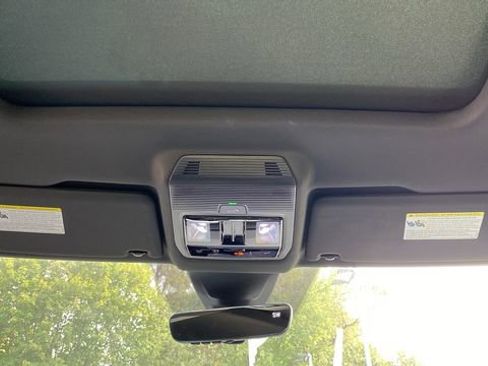 New 2026 Volkswagen Atlas Cross Sport SEL Premium R-Line image 24