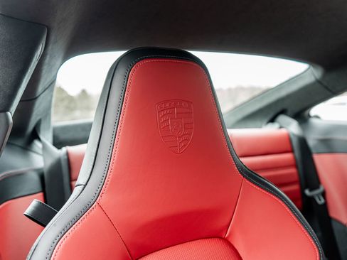 Used 2026 Porsche 911 Carrera GTS image 42