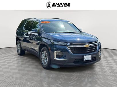 Used 2023 Chevrolet Traverse LT w/ Rear Camera Mirror Package