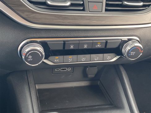 New 2025 Nissan Altima 2.5 SV image 29