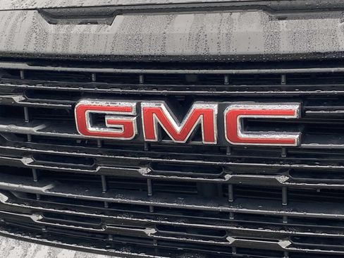 Used 2024 GMC Sierra 1500 Elevation AWD/4WD image 6