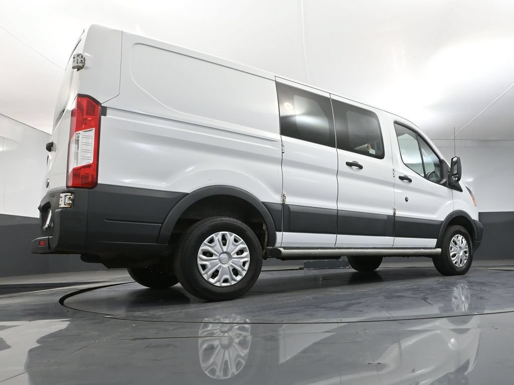 Used 2017 Ford Transit 250 130 Low Roof w/ Exterior Upgrade Package RWD image 39