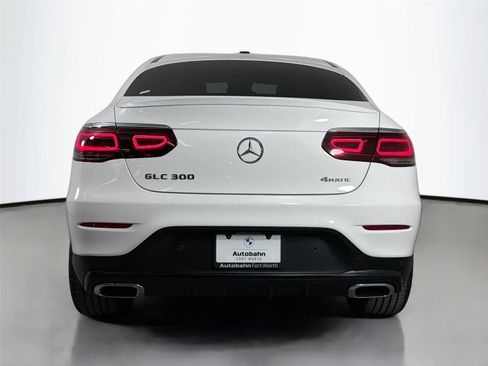 Used 2022 Mercedes-Benz GLC 300 4MATIC Coupe image 7