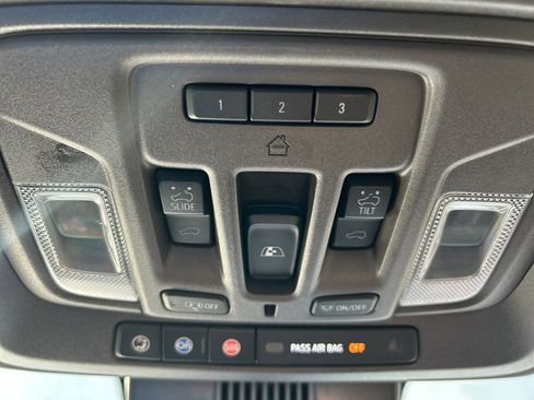 Used 2024 GMC Sierra 2500 Denali w/ Denali Reserve Package image 35