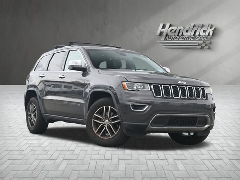 Used 2017 Jeep Grand Cherokee Limited AWD/4WD image 2