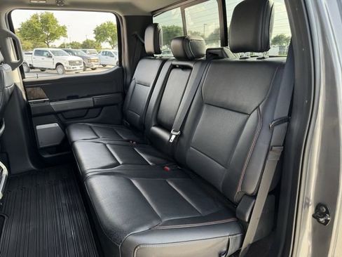 Used 2022 Ford F150 Lariat w/ Equipment Group 502A High AWD/4WD image 29