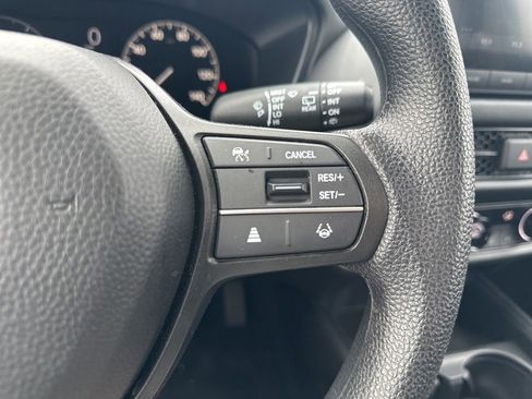 Used 2025 Honda HR-V LX image 20