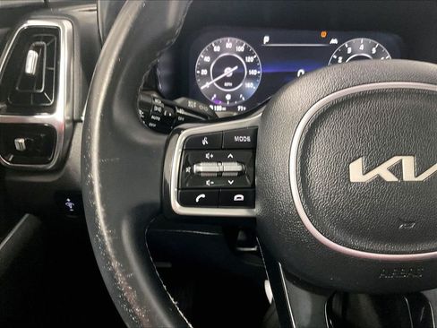 Used 2023 Kia Sorento SX AWD/4WD image 24