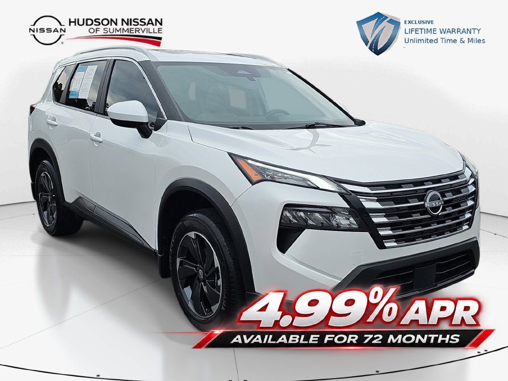 Used 2025 Nissan Rogue SV w/ SV Premium Package FWD image 3